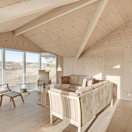 2 Bedroom Gorgeous In Hvide Sande