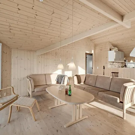 Vakantiehuis 2 Bedroom Gorgeous In Hvide Sande