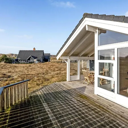 2 Bedroom Gorgeous In Hvide Sande Bjerregård